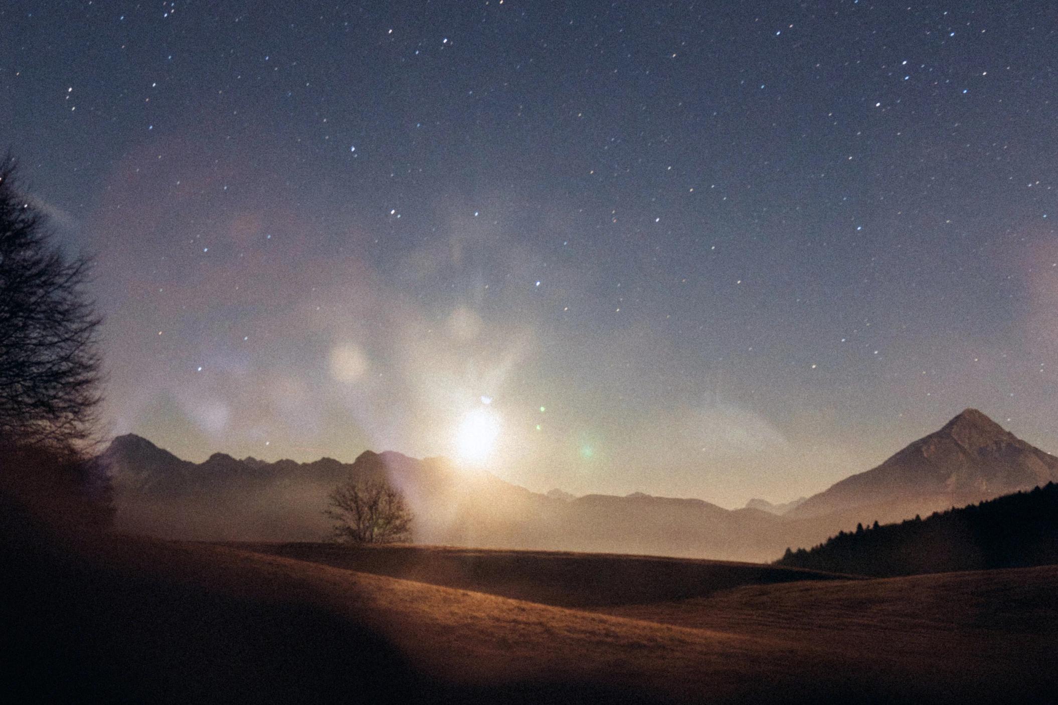 Starry night seen from the tiny house on the Curiedi Plateau in the Carnic Prealps